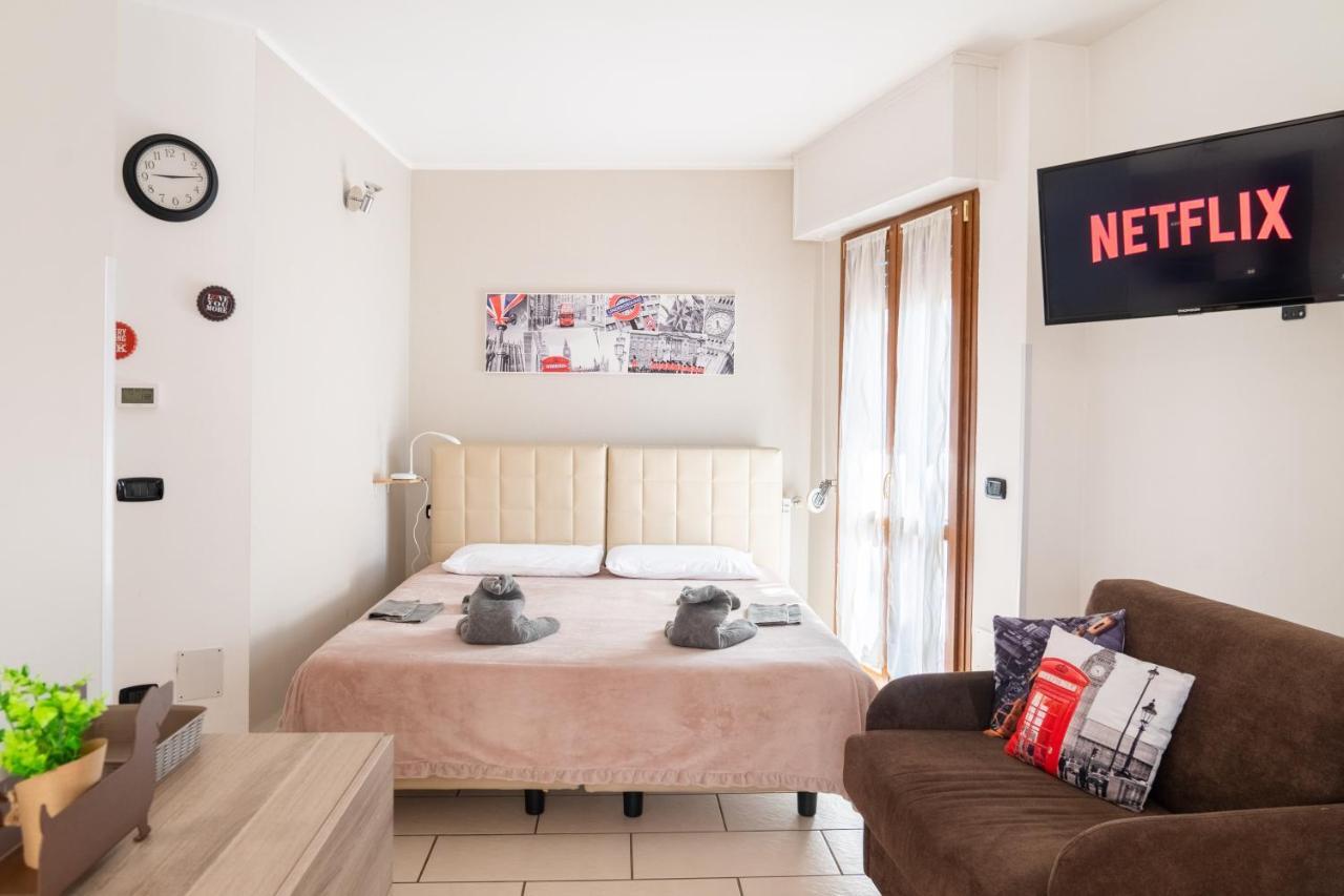 Two Steps From Lake - Lake Maggiore Relax Dormelletto Luaran gambar